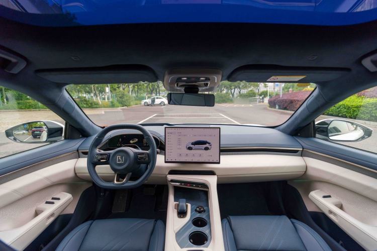 Used Zeekr 001 2025 YOU Edition 100 kWh All-Wheel Drive Interior 6