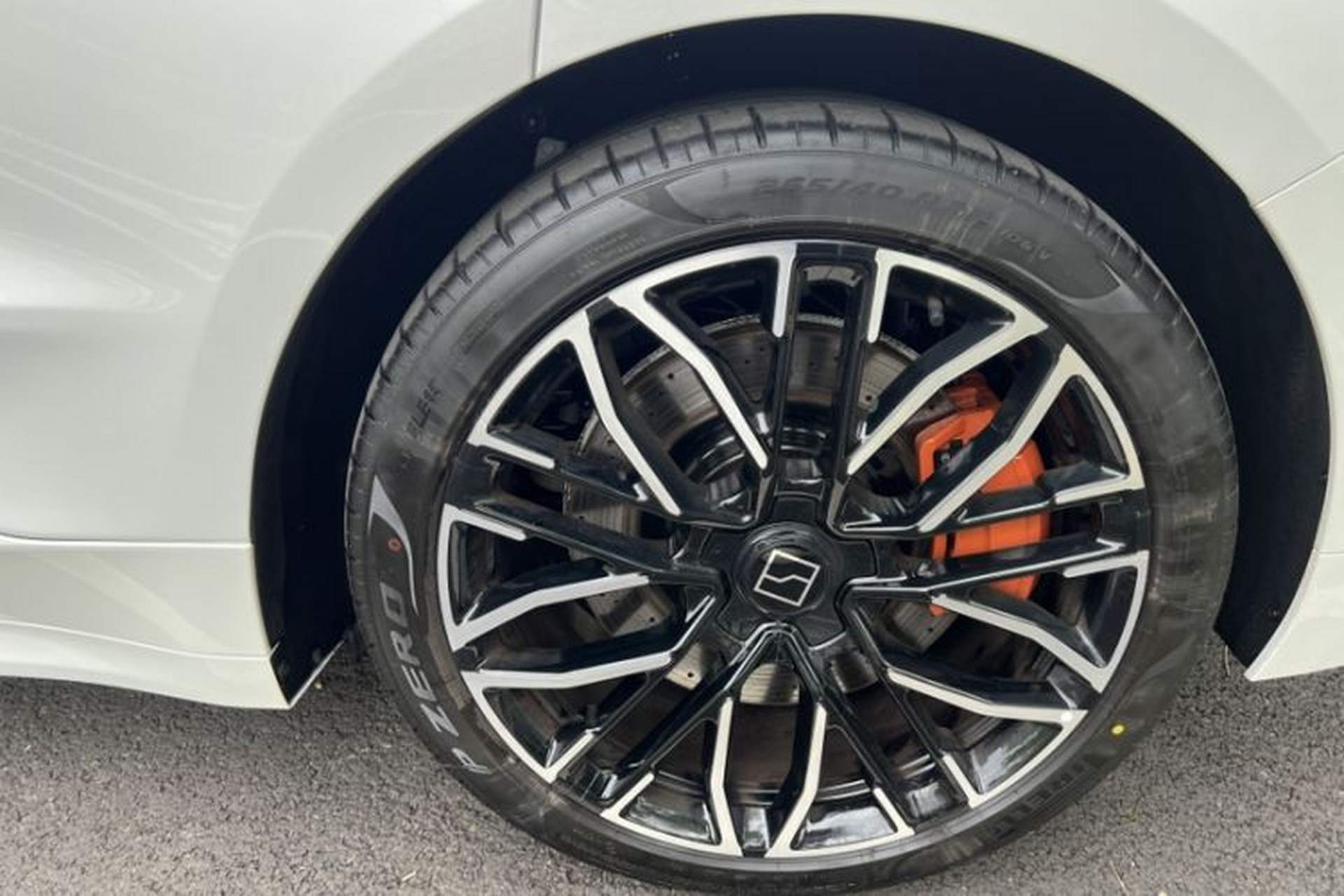 Used Zeekr 001 2025 YOU Edition 100 kWh All-Wheel Drive Interior 7