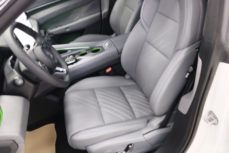 Used Zeekr 001 2025 YOU Edition 100 kWh All-Wheel Drive Left Front Seat