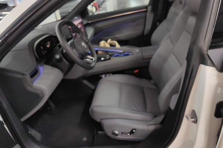 Used Zeekr 001 2025 YOU Edition 100 kWh All-Wheel Drive Left Front Seat