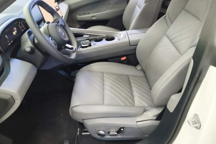 Used Zeekr 001 2025 YOU Edition 100 kWh All-Wheel Drive Left Front Seat