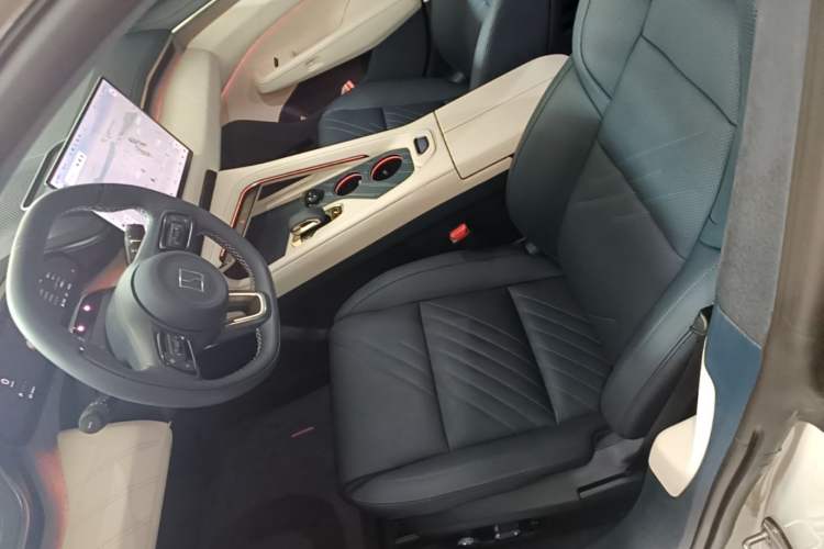 Used Zeekr 001 2025 WE Edition 95 kWh All-Wheel Drive Left Front Seat