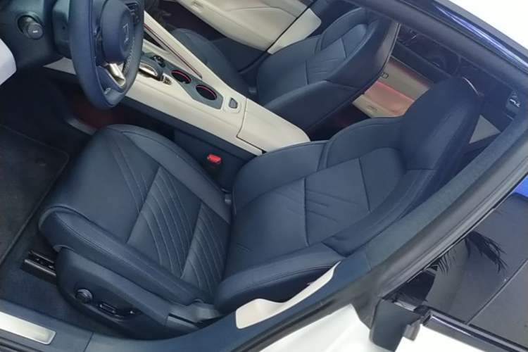 Used Zeekr 001 2025 YOU Edition 100 kWh All-Wheel Drive Left Front Seat