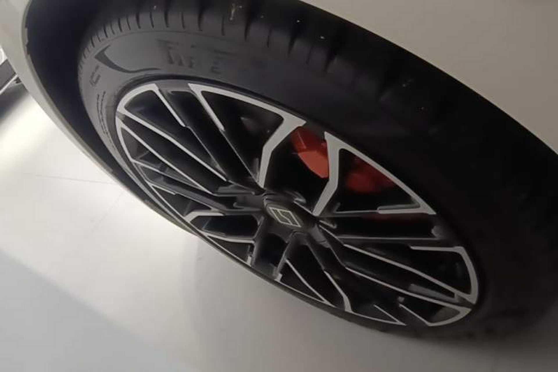 Used Zeekr 001 2025 YOU Edition 100 kWh All-Wheel Drive Left Front Wheel Hub