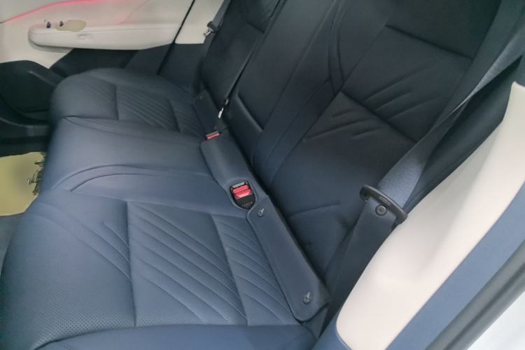 Used Zeekr 001 2025 YOU Edition 100 kWh All-Wheel Drive Left Rear Seat