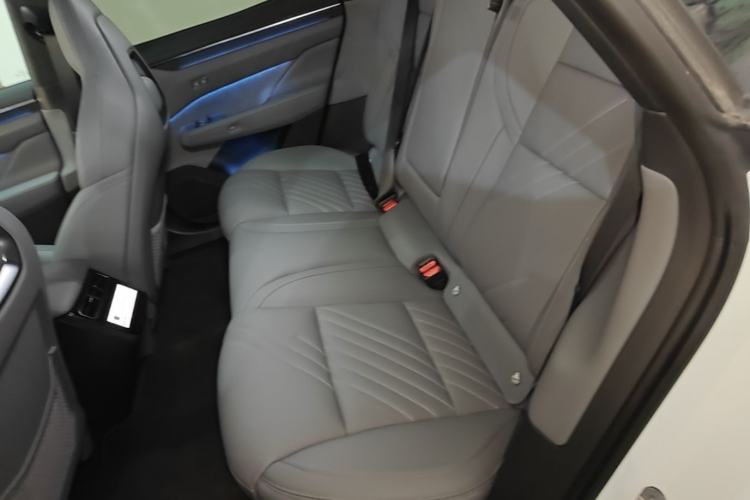 Used Zeekr 001 2025 YOU Edition 100 kWh All-Wheel Drive Left Rear Seat