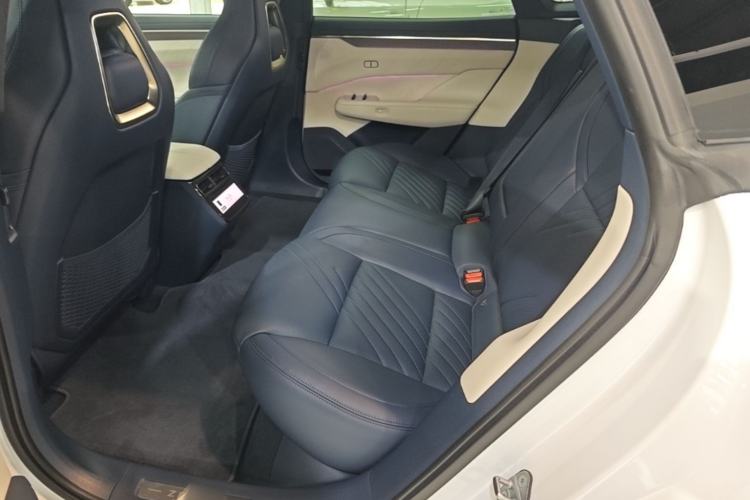 Used Zeekr 001 2025 YOU Edition 100 kWh All-Wheel Drive Left Rear Seat