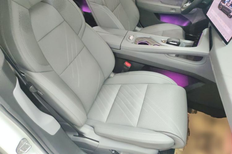 Used Zeekr 001 2025 YOU Edition 100 kWh All-Wheel Drive Right Front Seat