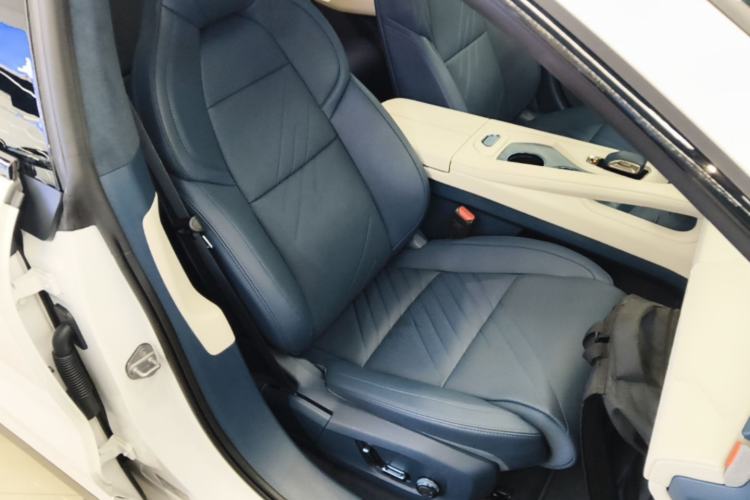 Used Zeekr 001 2025 YOU Edition 100 kWh All-Wheel Drive Right Front Seat