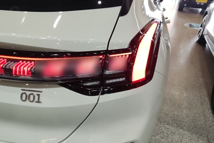 Used Zeekr 001 2025 WE Edition 95 kWh All-Wheel Drive Right Rear Taillight