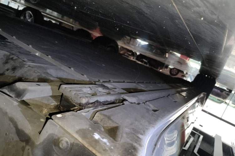 Used Zeekr 001 2025 WE Edition 100 kWh Rear-Wheel Drive Right Side Sill