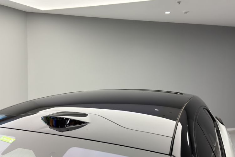 Used Zeekr 001 2025 WE Edition 100 kWh Rear-Wheel Drive Roof