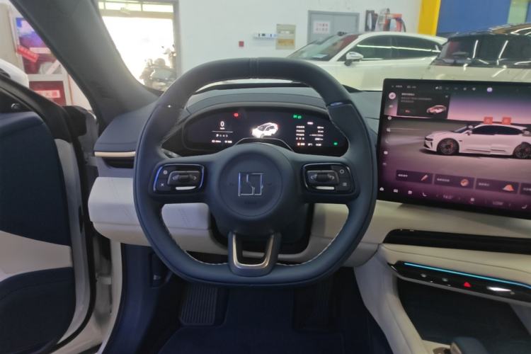 Used Zeekr 001 2025 YOU Edition 100 kWh All-Wheel Drive Steering Wheel