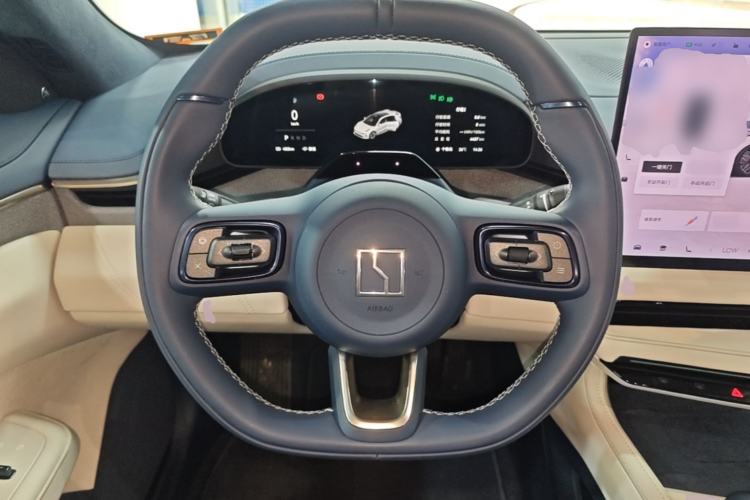 Used Zeekr 001 2025 YOU Edition 100 kWh All-Wheel Drive Steering Wheel