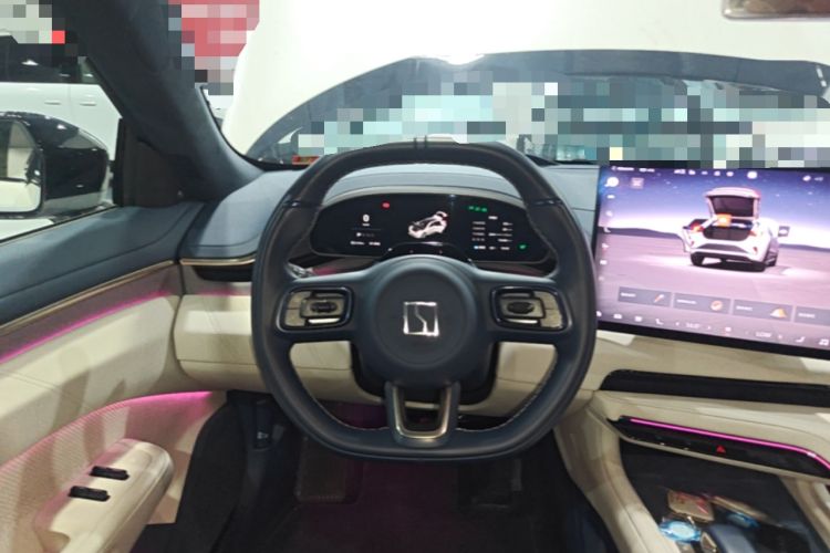 Used Zeekr 001 2025 YOU Edition 100 kWh All-Wheel Drive Steering Wheel