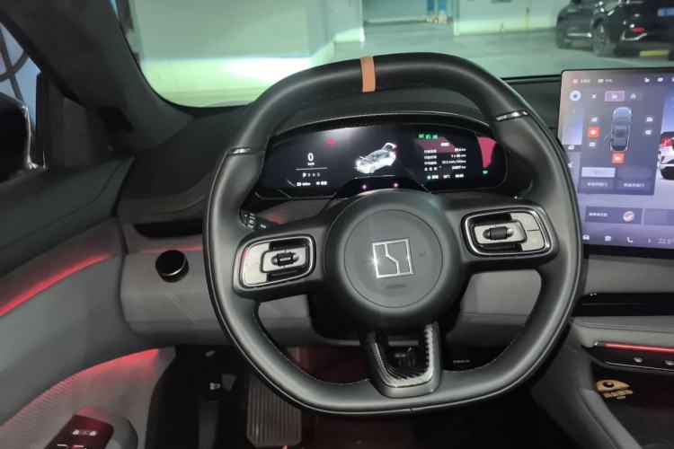 Used Zeekr 001 2025 YOU Edition 100 kWh All-Wheel Drive Steering Wheel