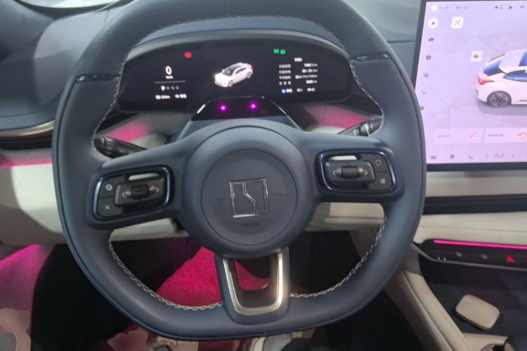 Used Zeekr 001 2025 YOU Edition 100 kWh All-Wheel Drive Steering Wheel