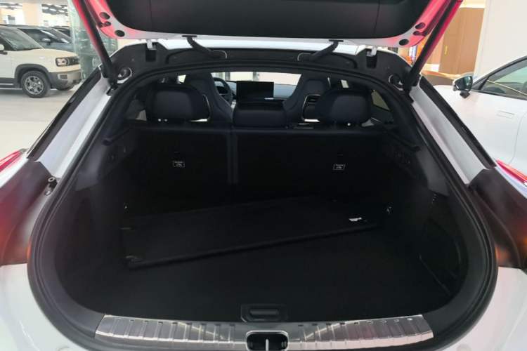 Used Zeekr 001 2025 YOU Edition 100 kWh All-Wheel Drive Trunk