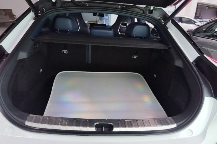 Used Zeekr 001 2025 WE Edition 100 kWh Rear-Wheel Drive Trunk