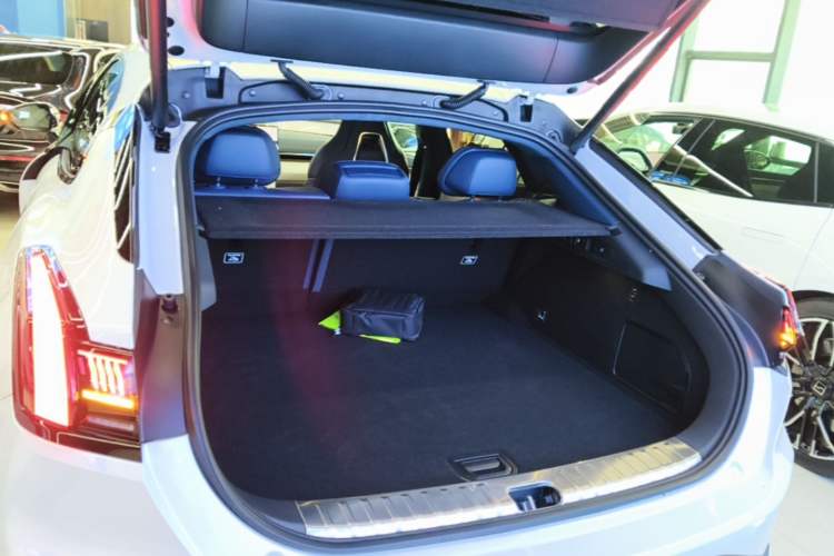 Used Zeekr 001 2025 YOU Edition 100 kWh All-Wheel Drive Trunk