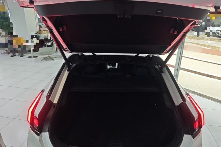 Used Zeekr 001 2025 YOU Edition 100 kWh All-Wheel Drive Trunk