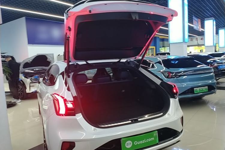 Used Zeekr 001 2025 YOU Edition 100 kWh All-Wheel Drive Trunk