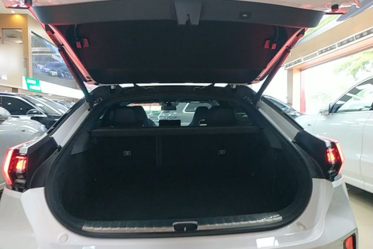 Used Zeekr 001 2025 YOU Edition 100 kWh All-Wheel Drive Trunk