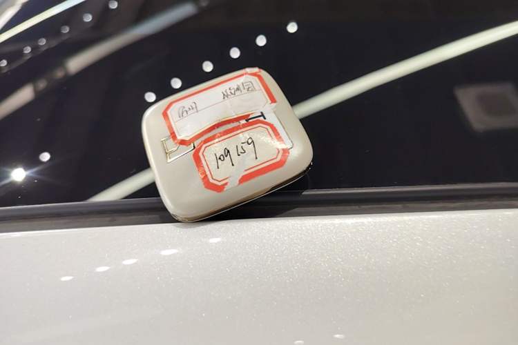 Used Zeekr 001 2025 YOU Edition 100 kWh All-Wheel Drive Vehicle Key