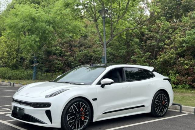 Used Zeekr 001 2025 YOU Edition 100 kWh All-Wheel Drive