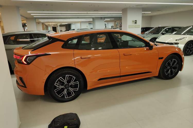 Used Zeekr 001 2025 WE Edition 95 kWh All-Wheel Drive Exterior 5