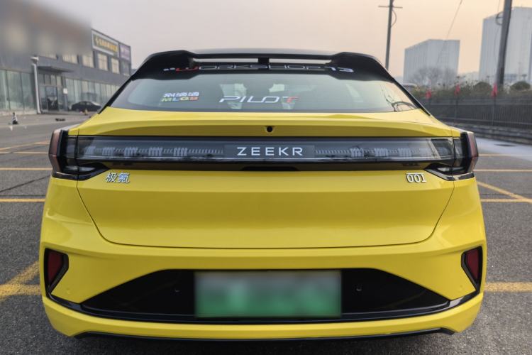 Used Zeekr 001 2025 WE Edition 95 kWh All-Wheel Drive Exterior 5