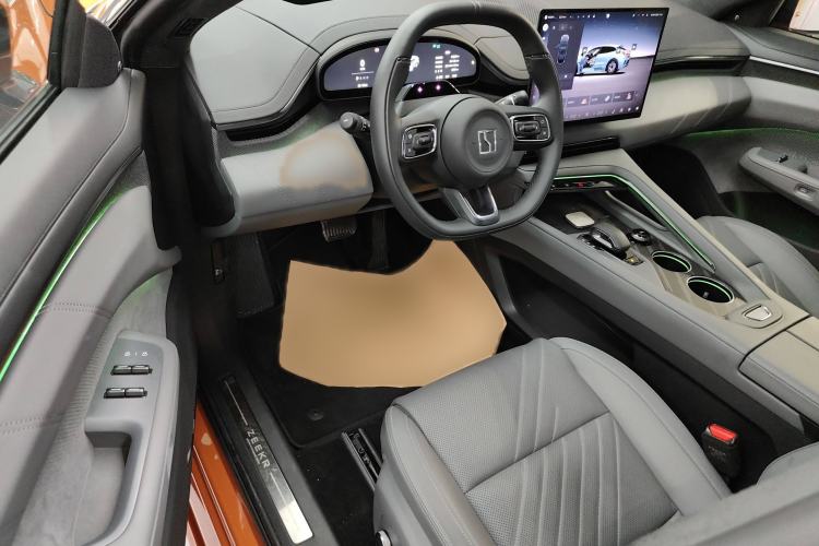 Used Zeekr 001 2025 WE Edition 95 kWh All-Wheel Drive Interior 3