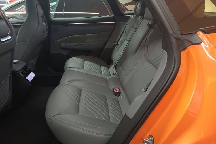 Used Zeekr 001 2025 WE Edition 100 kWh Rear-Wheel Drive Interior 4
