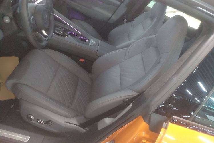 Used Zeekr 001 2025 WE Edition 95 kWh All-Wheel Drive Left Front Seat