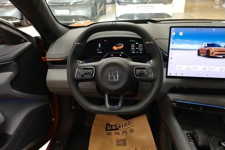 Used Zeekr 001 2025 WE Edition 100 kWh Rear-Wheel Drive Steering Wheel