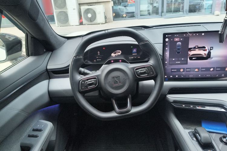 Used Zeekr 001 2025 WE Edition 95 kWh All-Wheel Drive Steering Wheel