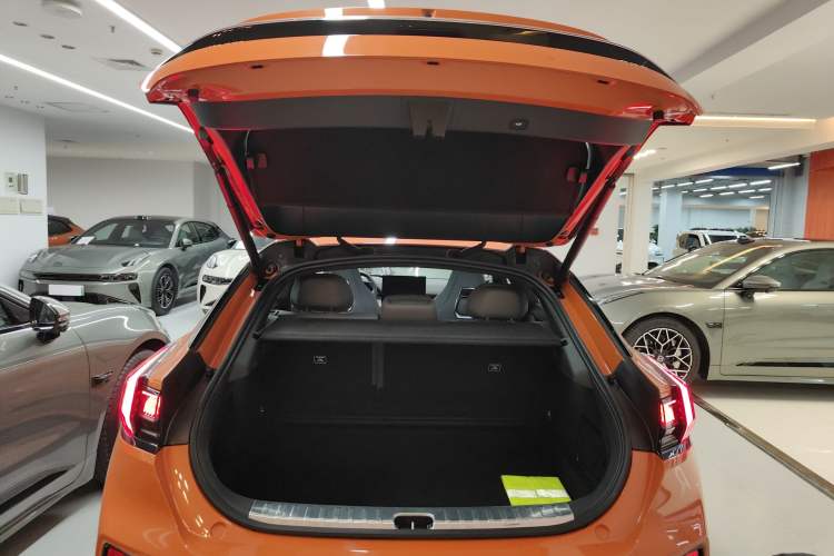 Used Zeekr 001 2025 WE Edition 95 kWh All-Wheel Drive Trunk