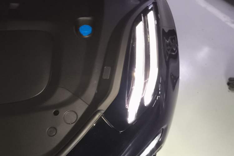 Used Zeekr 001 2026 95° All-Wheel-Drive Max Edition Engine Bay Left