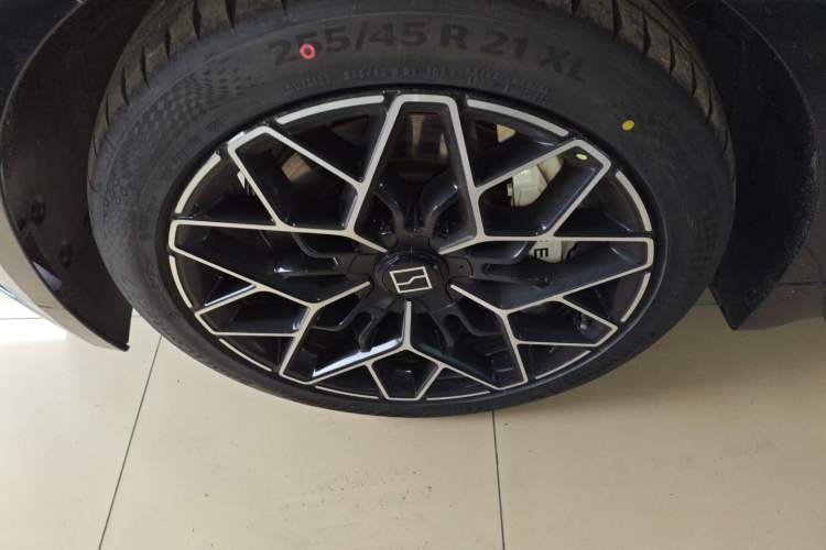 Used Zeekr 001 2026 Model 103° Rear-Drive Max Version Exterior 1