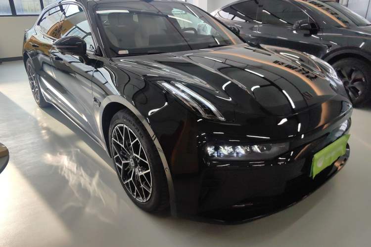 Used Zeekr 001 2026 95° All-Wheel-Drive Max Edition Exterior 1