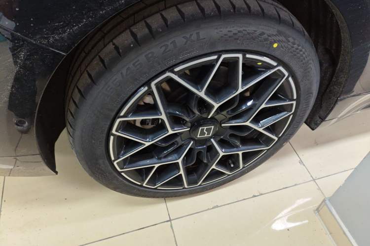 Used Zeekr 001 2026 Model 103° Rear-Drive Max Version Exterior 2