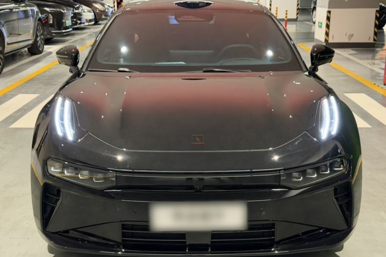 Used Zeekr 001 2026 95° All-Wheel-Drive Max Edition Exterior 4