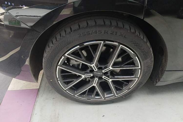 Used Zeekr 001 2026 Model 103° Rear-Drive Max Version Exterior 5