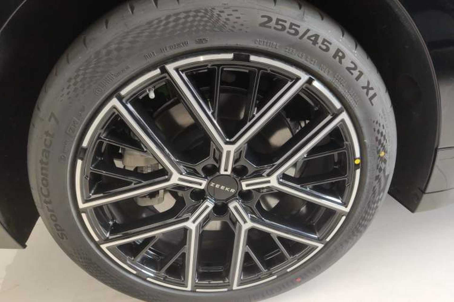 Used Zeekr 001 2026 Model 103° Rear-Drive Max Version Exterior 5