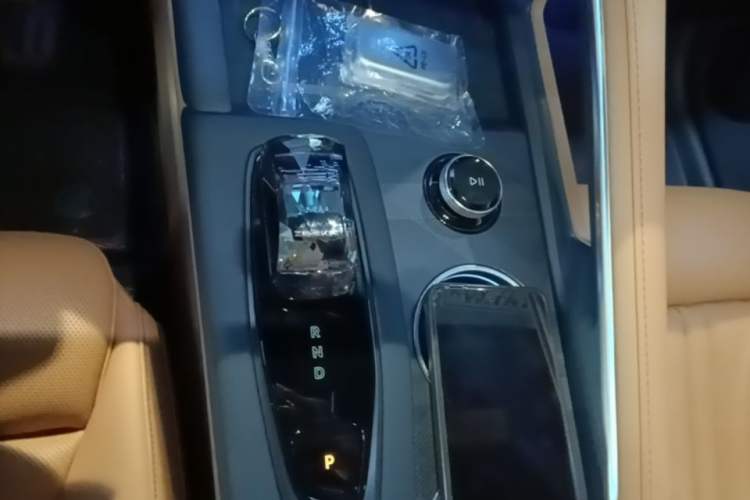 Used Zeekr 001 2026 Model 103° Rear-Drive Max Version Gear Lever