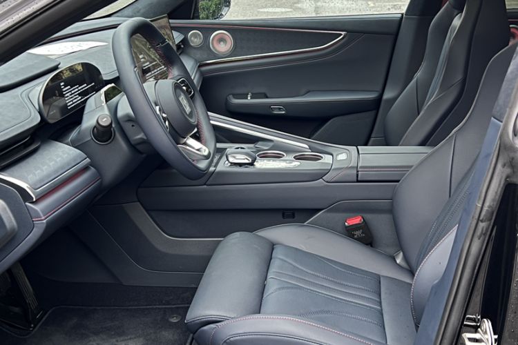 Used Zeekr 001 2026 Model 103° Rear-Drive Max Version Interior 1