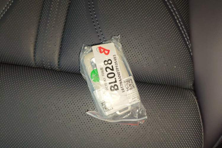 Used Zeekr 001 2026 Model 103° Rear-Drive Max Version Interior 1