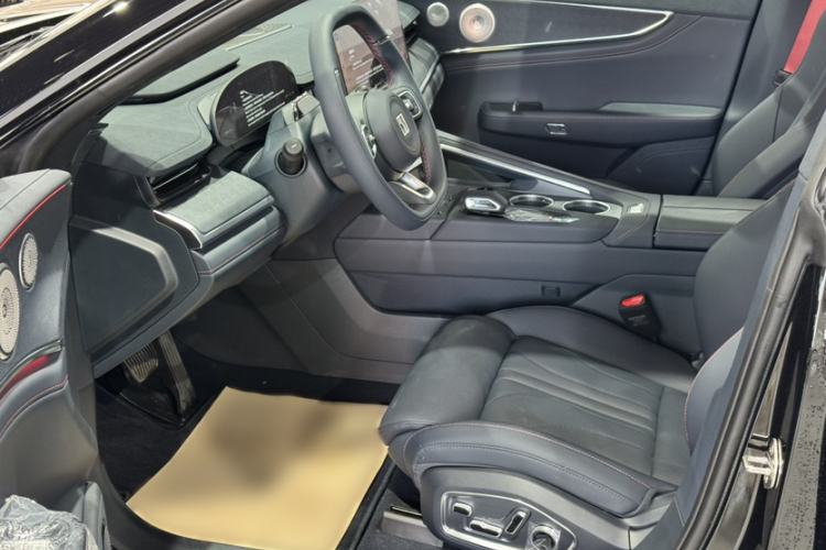 Used Zeekr 001 2026 Model 103° Rear-Drive Max Version Interior 2