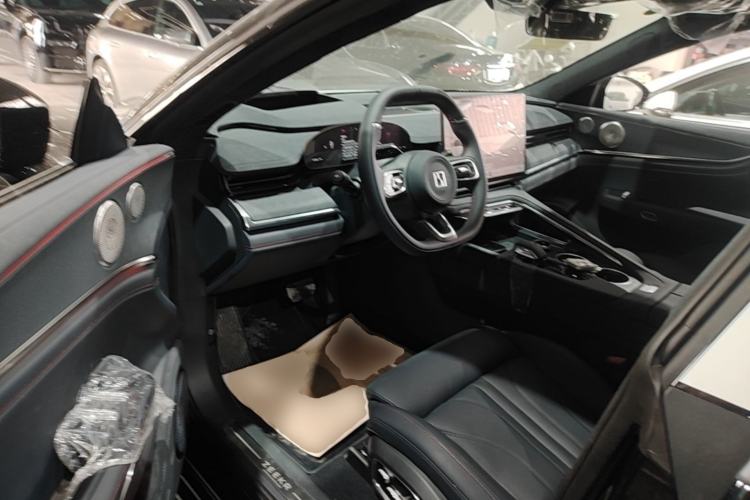 Used Zeekr 001 2026 Model 103° Rear-Drive Max Version Left Front Seat