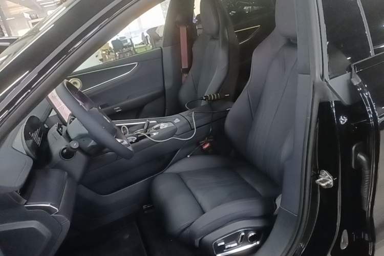 Used Zeekr 001 2026 Model 103° Rear-Drive Max Version Left Front Seat